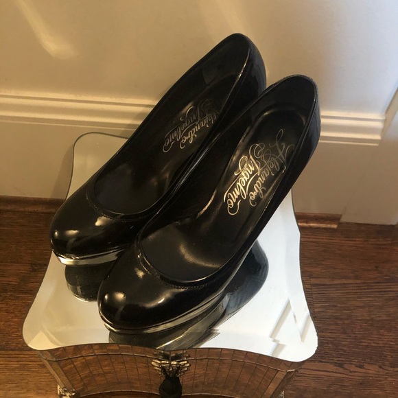Alejandro Ingelmo Black Patent Pump Size 7 - Picture 5 of 5